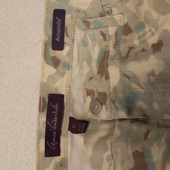 Gloria Vanderbilt Pants 18 Amanda Camouflage Embroidered Flowers Roll Cuff - Picture 11 of 13